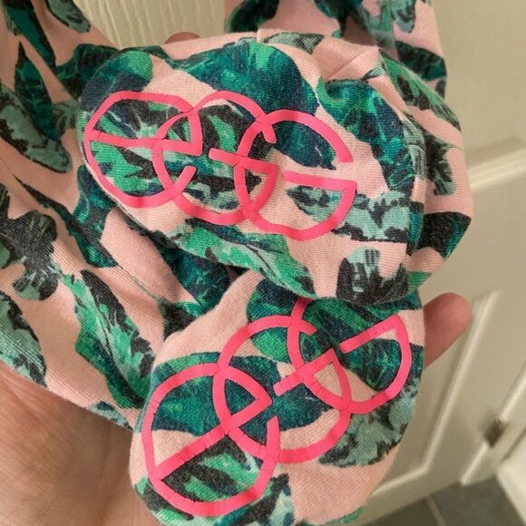 Egg by Susan Lazar Girls Pink Green Leaves Footed Zipper Sleeper Size 6 Months - Picture 4 of 8